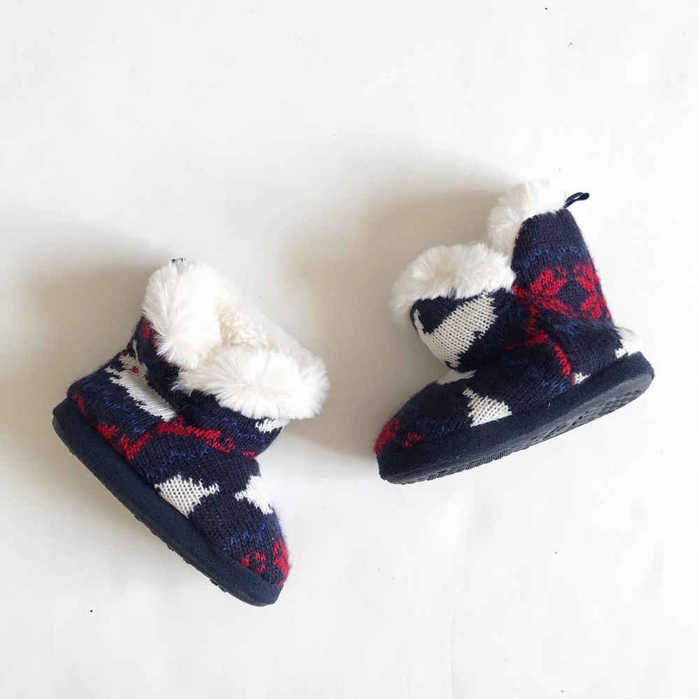 🌈 2/$15 Knit Boot Slippers